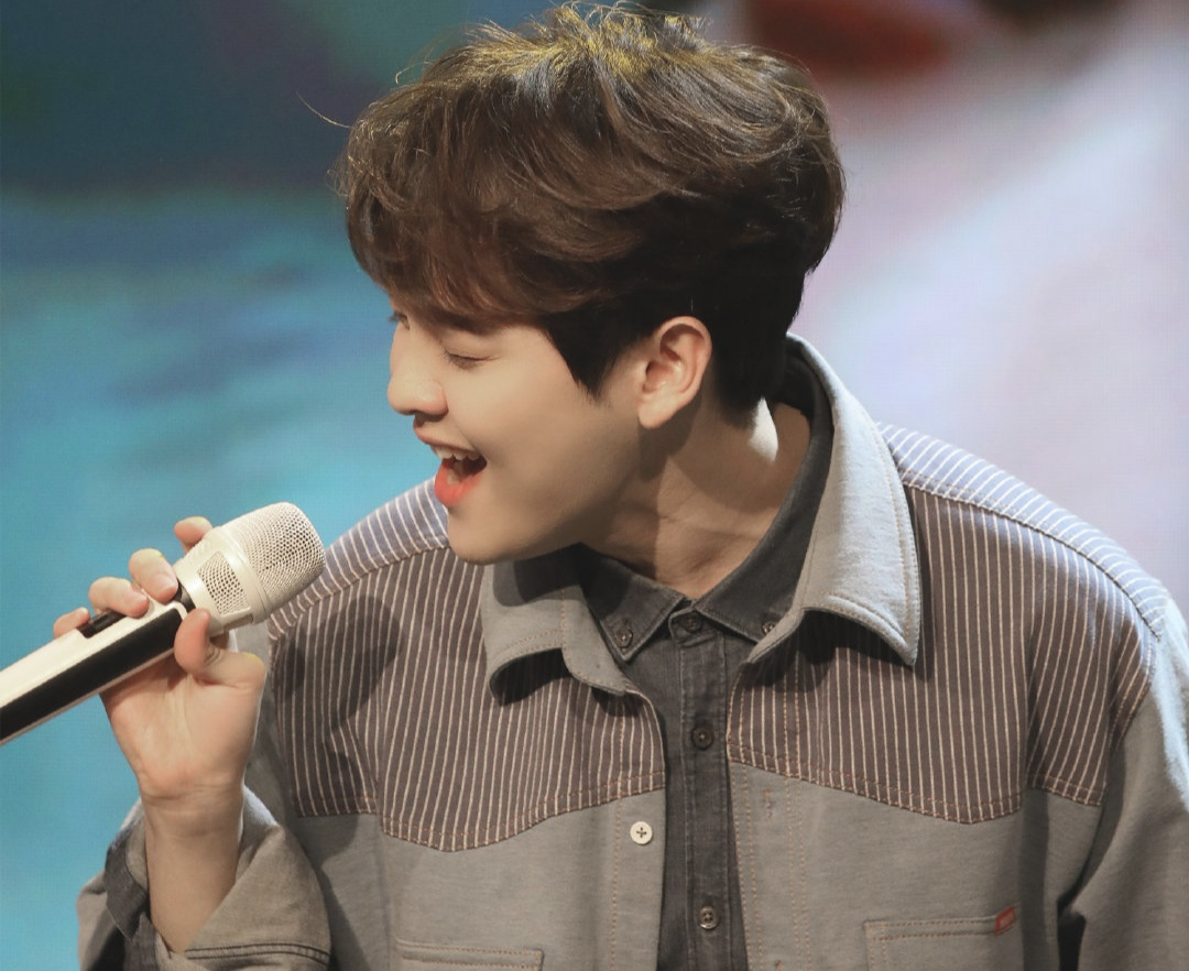 尤长靖：歌迷捧在手心的主唱大人，真的有丁太