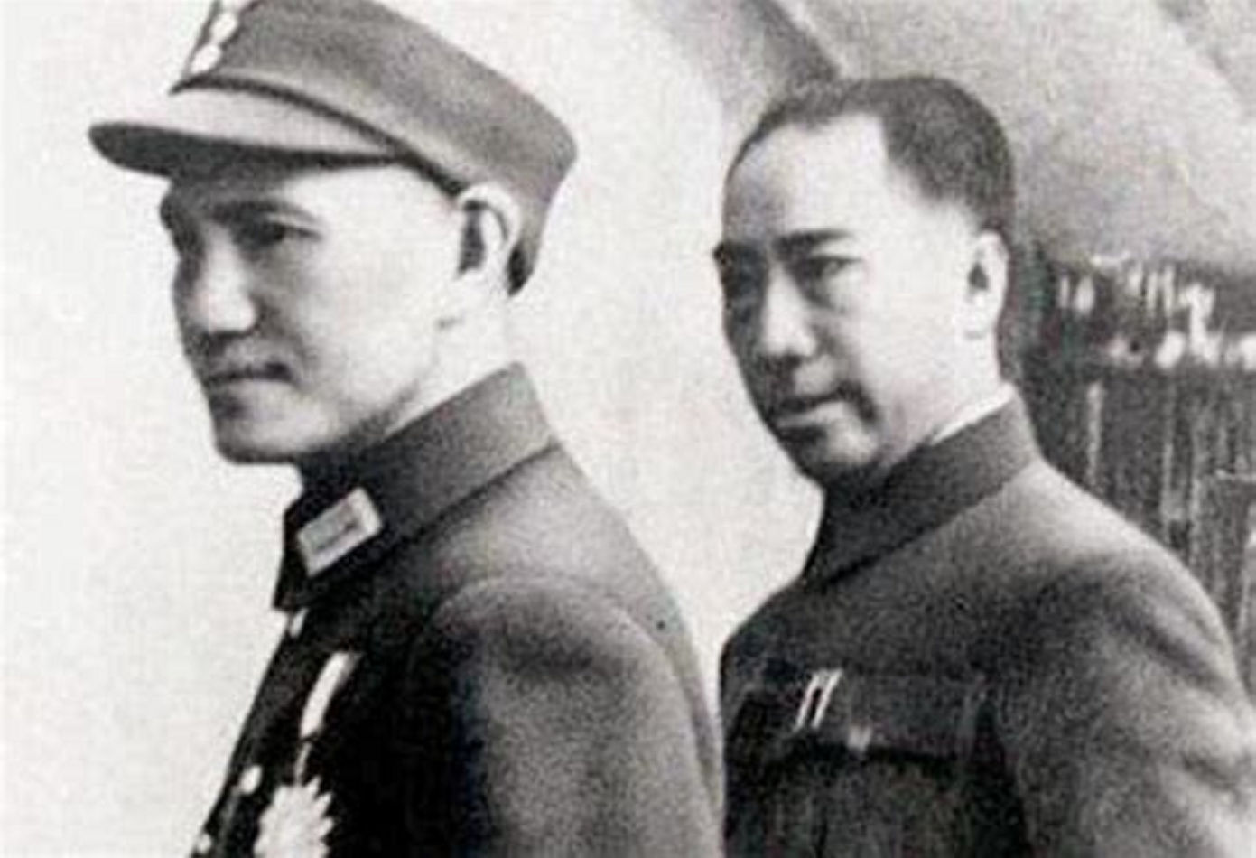 �������˴�ɱë�󶫣������ó�һ����������ϯ�������漴��������