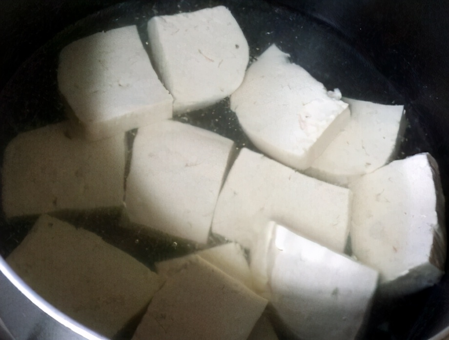 图片[4]-冻豆腐的做法步骤图 不粘连-起舞食谱网