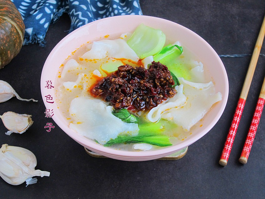 看60岁婆婆的晚餐,低脂低热,好吃又简单,来1碗热乎乎
