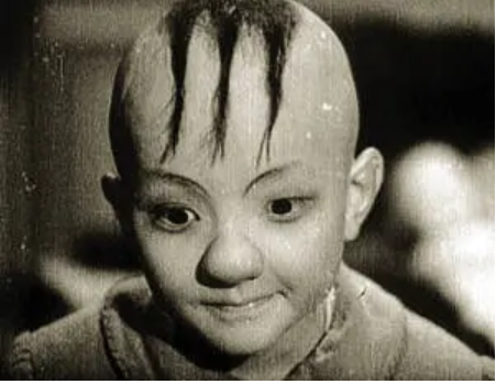 “三毛”长大了！8岁成名，14岁秃顶，34岁变帅哥