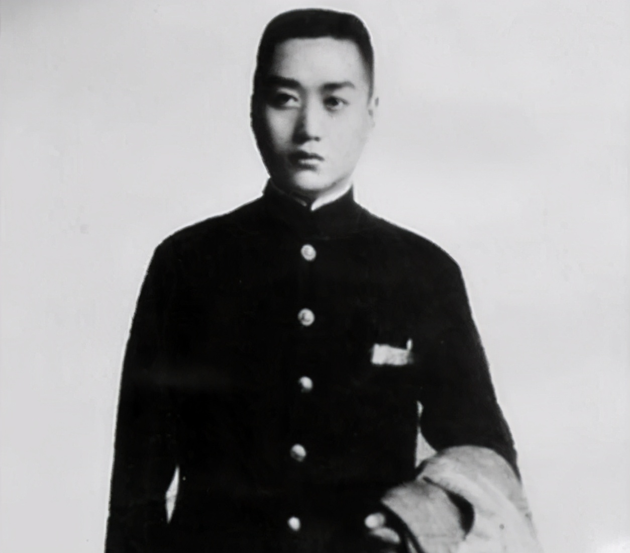 陈赓天性幽默，国共双方的很多名将，都领教过