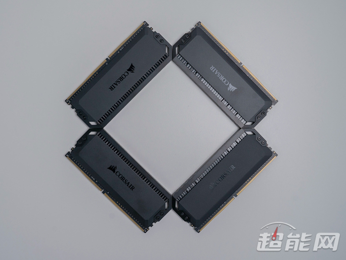 海盗船统治者铂金版RGB内存体验：别具一格的设计语言
