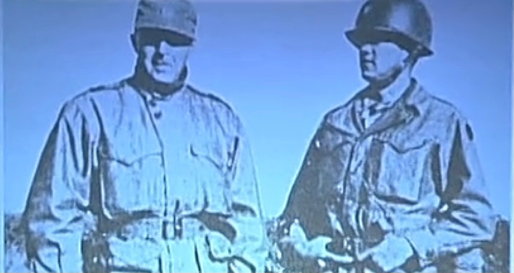 志愿军趁夜色穿插，摸到北极熊团指挥所，美军