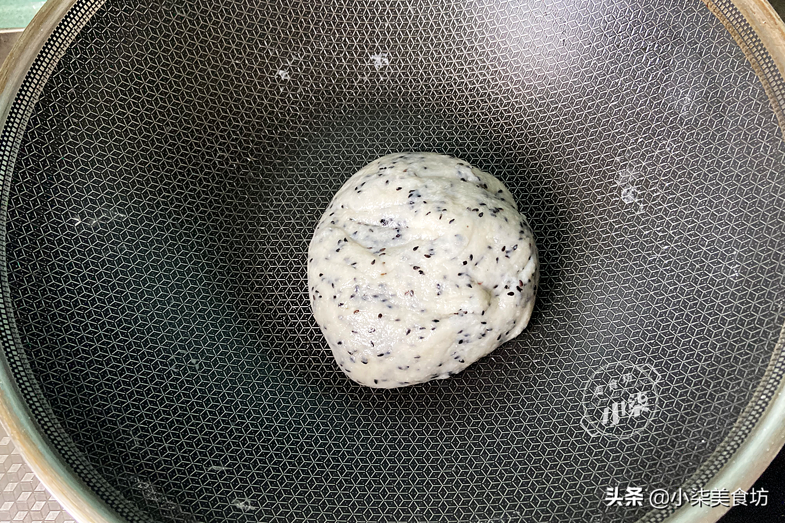 图片[9]-糯米面做好吃小点心 皮酥里糯绵香 解馋又饱腹 夏天必备小零食-起舞食谱网