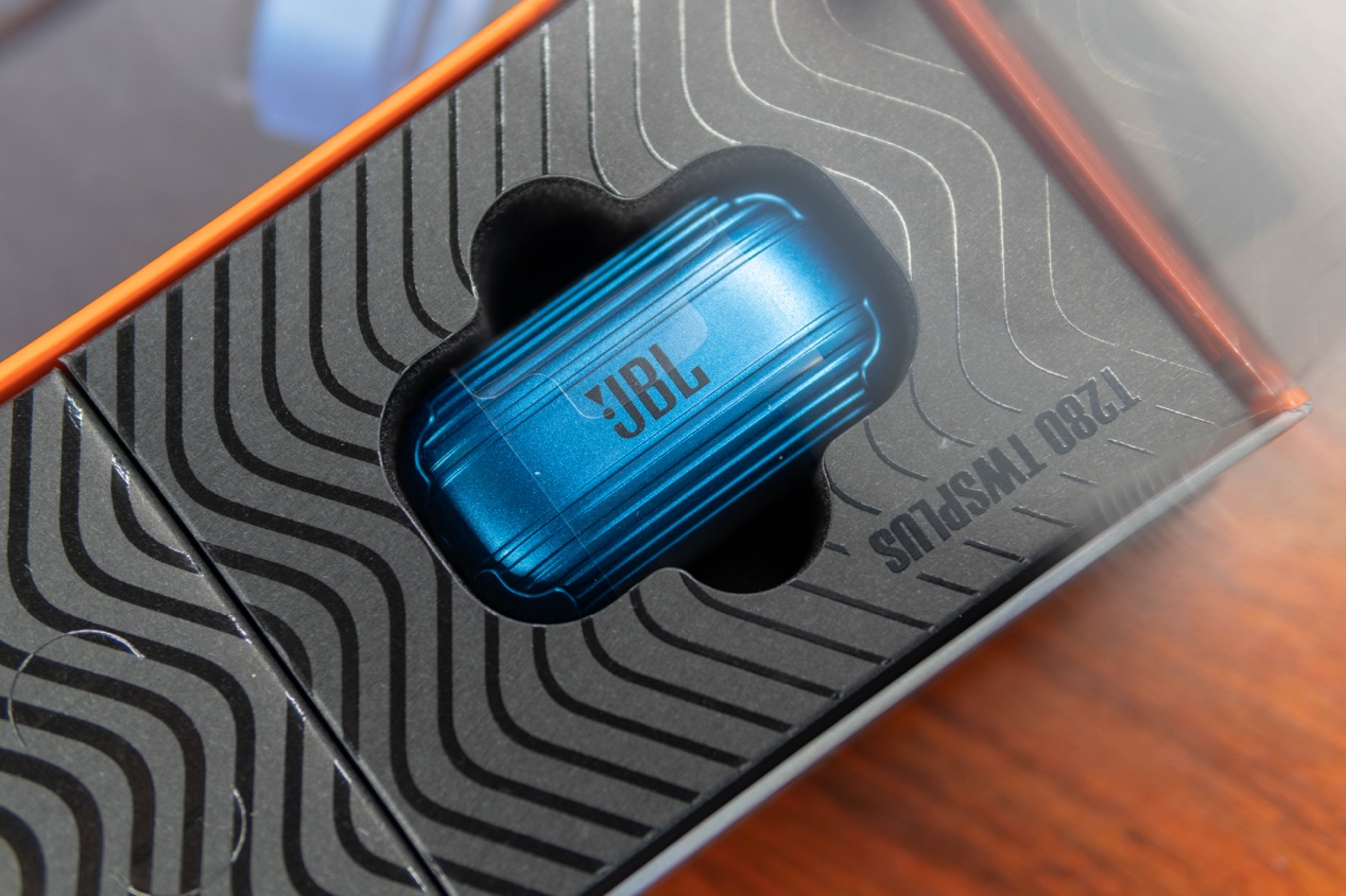 运动出街两手抓，JBL T280 Plus真无线蓝牙耳机上手