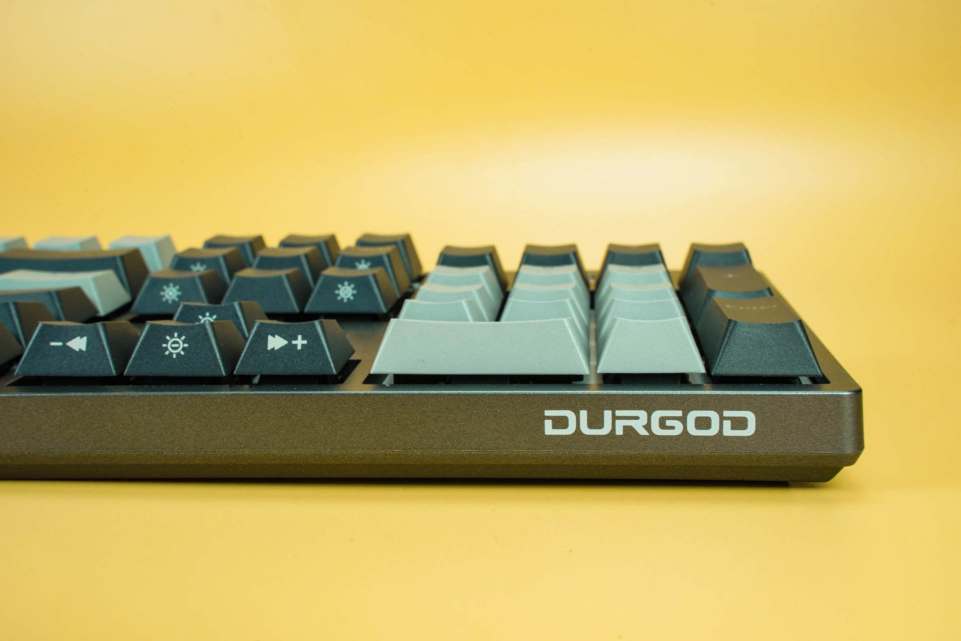 桌面上的艺术范儿，杜伽K310机械键盘，让我一见倾心