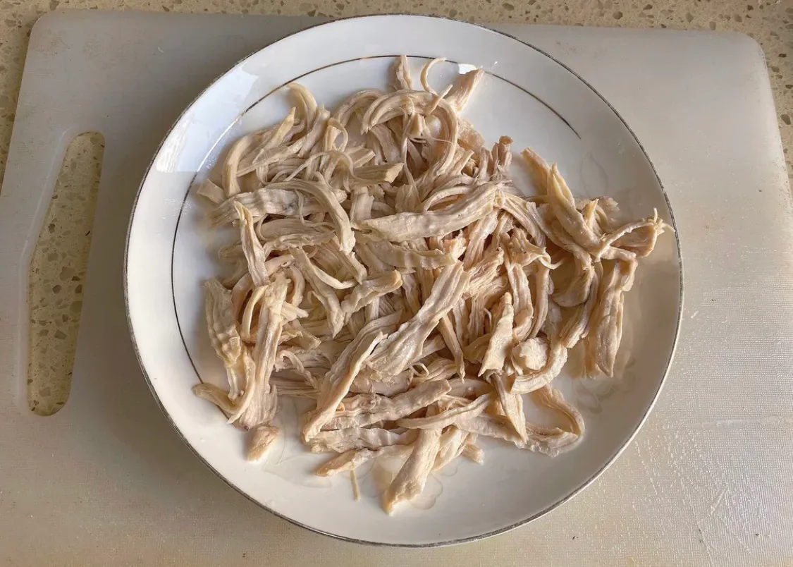 饺子皮版鸡丝卷饼送给健康饮食的你 美食做法 第7张 饺子皮版鸡丝卷饼送给健康饮食的你 美食做法 第7张