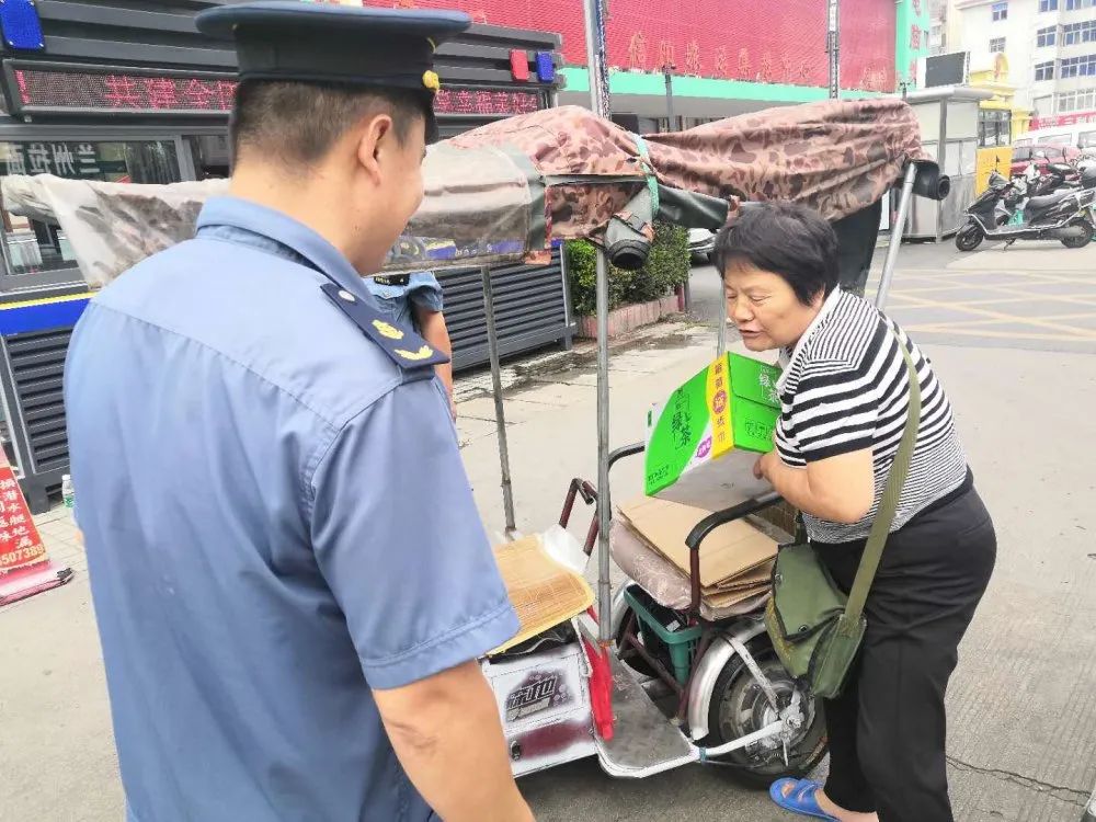 信阳交通运输执法：创建文明城市，交通执法人在行动