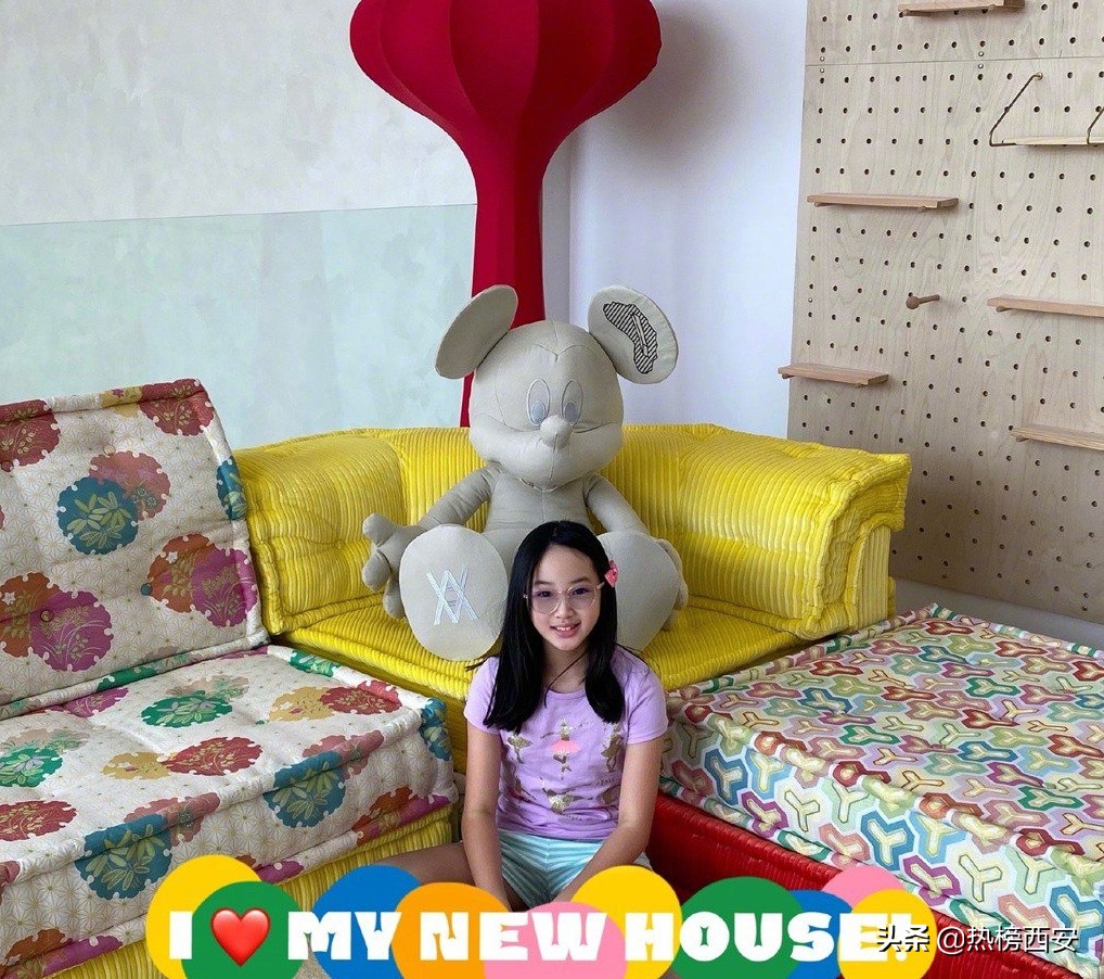 吴尊搬新家曝光NeiNei闺房，网友惊叹：“公主城堡”