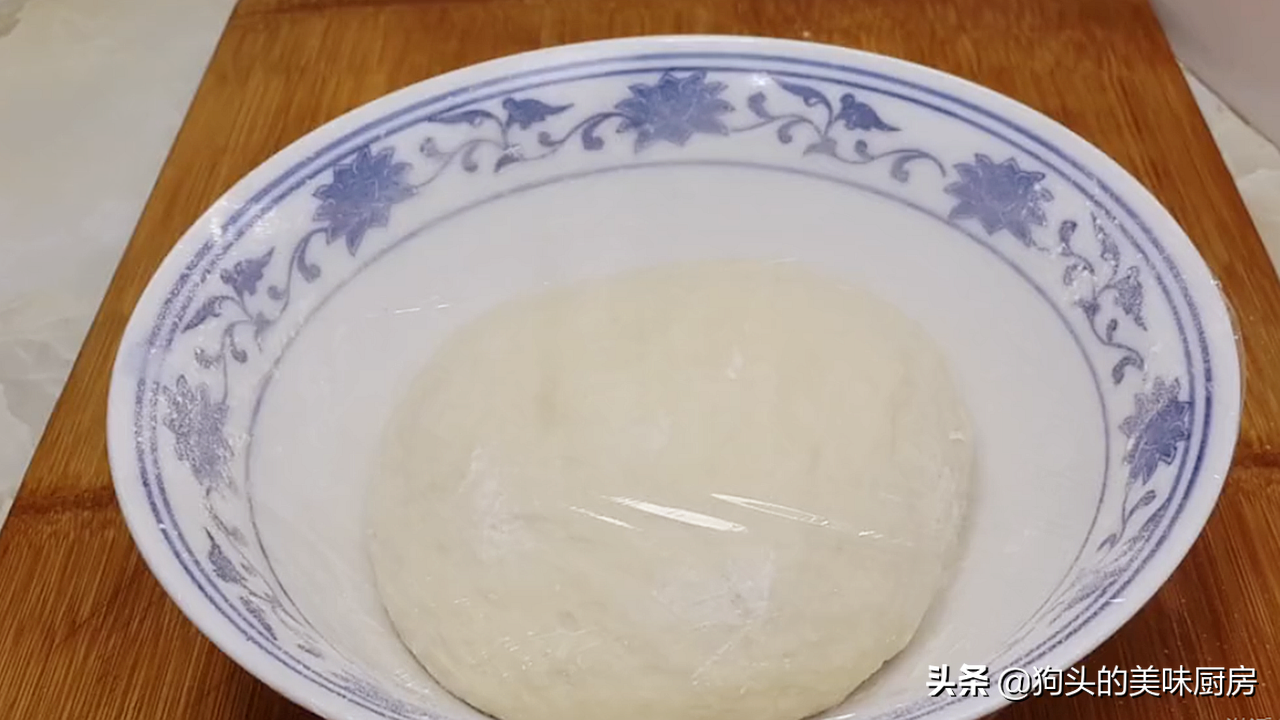 這零食我連吃了三天，一口一個，比麵包還好吃，太香了
