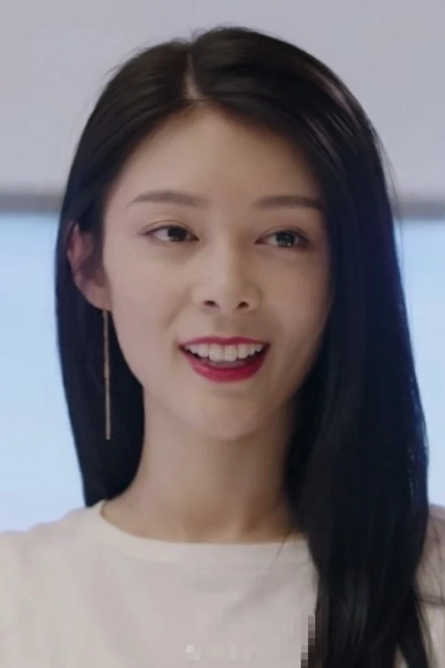 傅菁为了安娜这个角色学舞蹈，可无论颜值还是