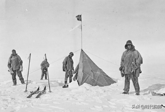 Go to work in antarctic: Of penguin, whale and expeditionary team member daily