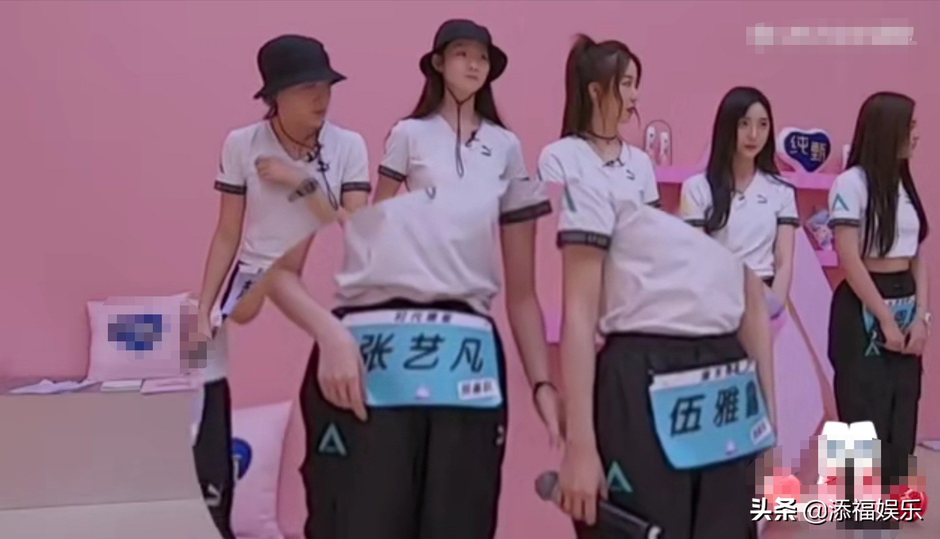 黄子韬说张艺凡唱歌像蚊子叫，镜头特写到她的手，也太可爱了吧