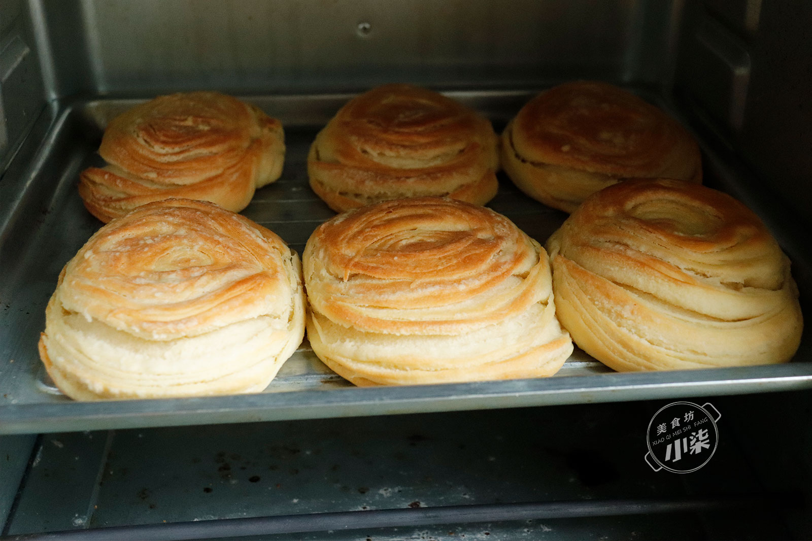 這個燒餅太香了，無技巧無難度，一切一擀層次多，香酥不膩特好吃