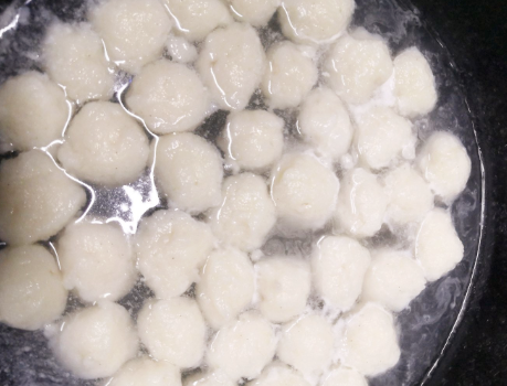圖片[4]-番茄丸子湯做法 葷素搭更營養 孩子愛喝-起舞食譜網