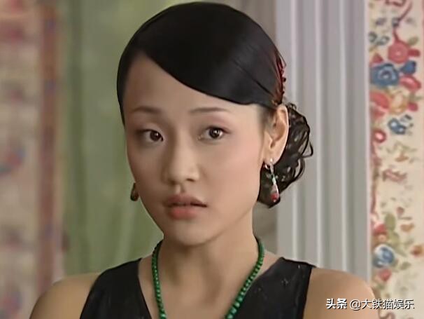 《金粉世家》18年了，以现代审美，人均绝色的金