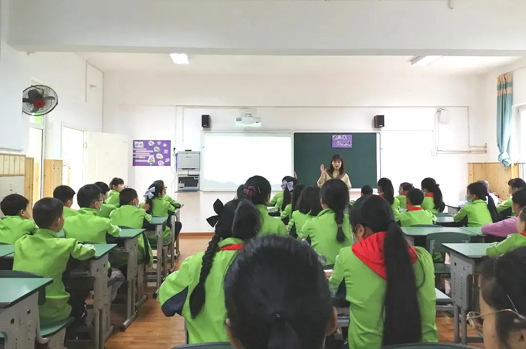 双流区公兴小学「教师动态」阅读润泽心灵 课堂演绎精彩