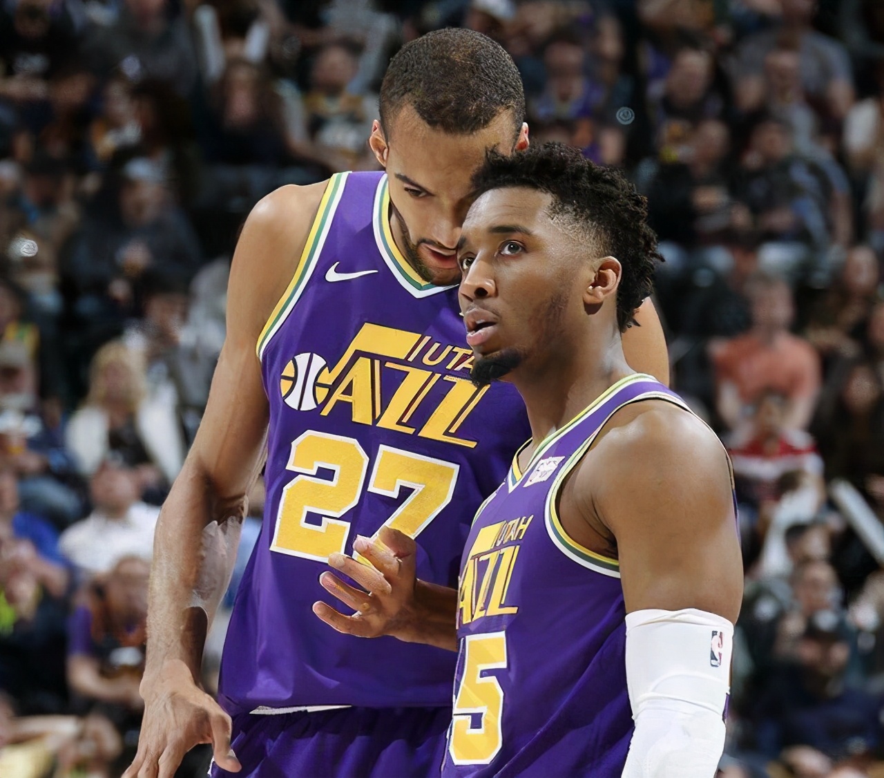 這叫什麼新秀？東契奇生涯前兩個賽季的大三元次數，竟然比爵士隊史還多？-黑特籃球-NBA新聞影音圖片分享社區