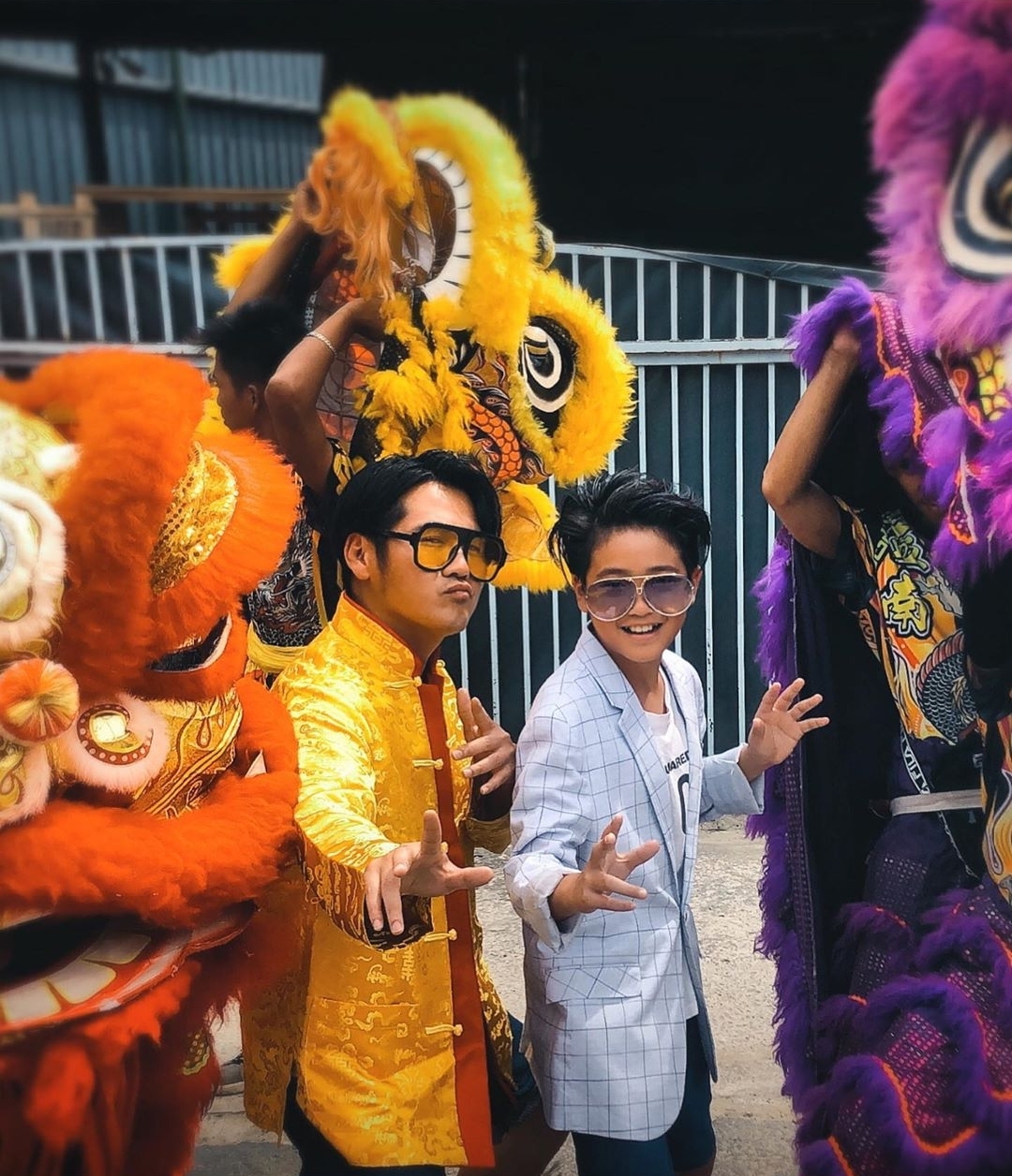 曹格为11岁女儿庆生，Grace姐姐眼神灵动，又瘦又美颜值逆袭