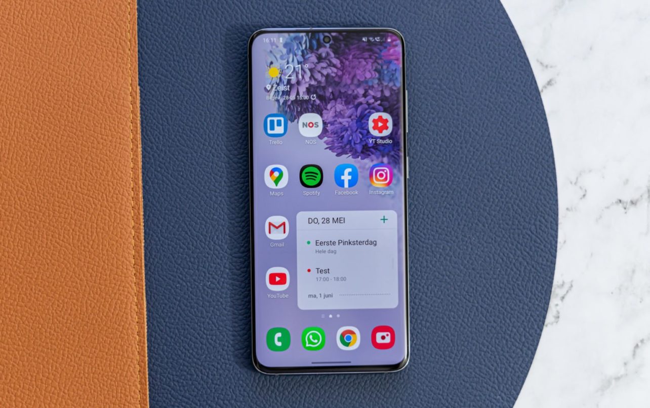 发布十个月下跌1900元，120Hz全视屏旗舰售价大跳