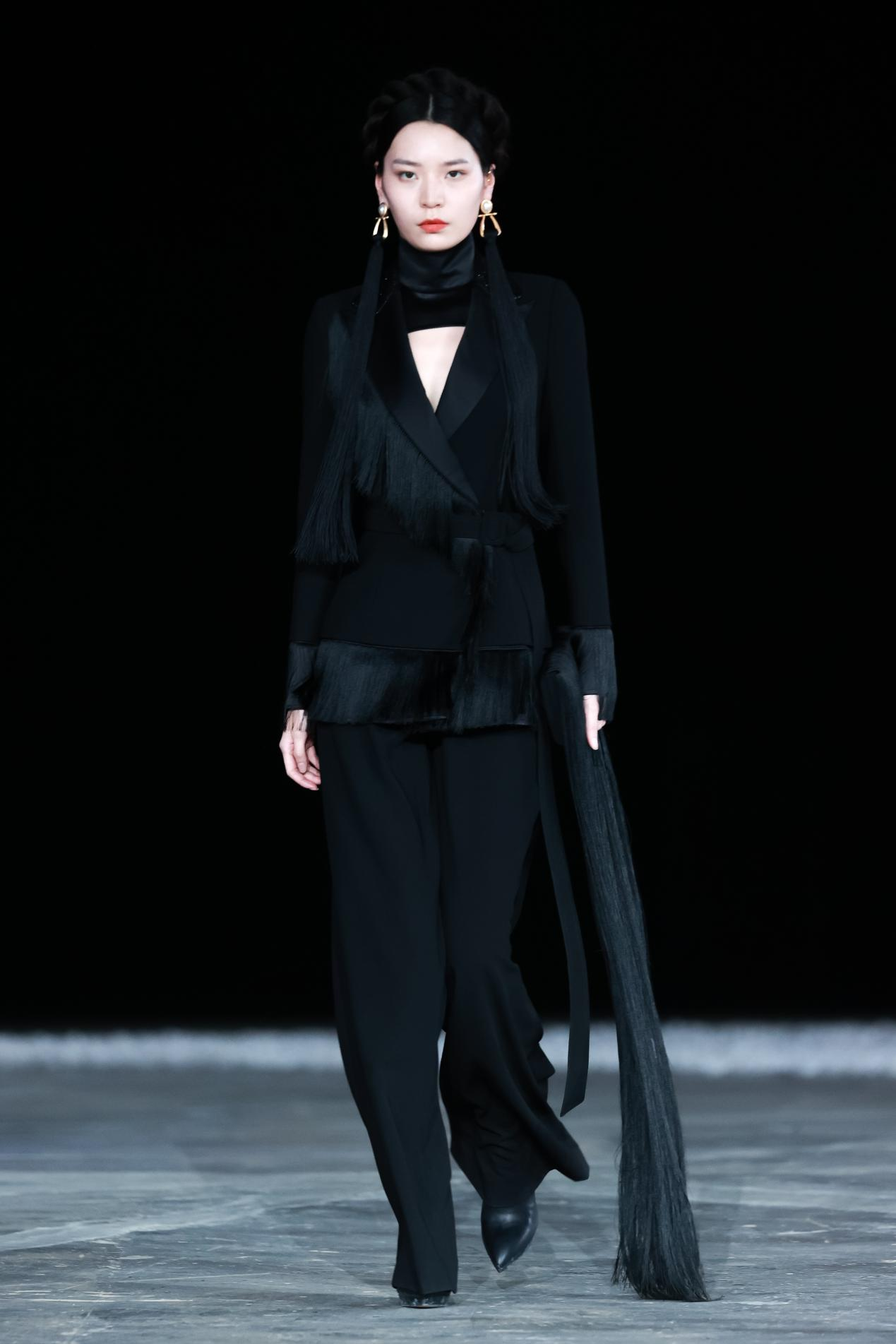 ��Ӣ����櫴�˵2021AW|����ʢװ����;