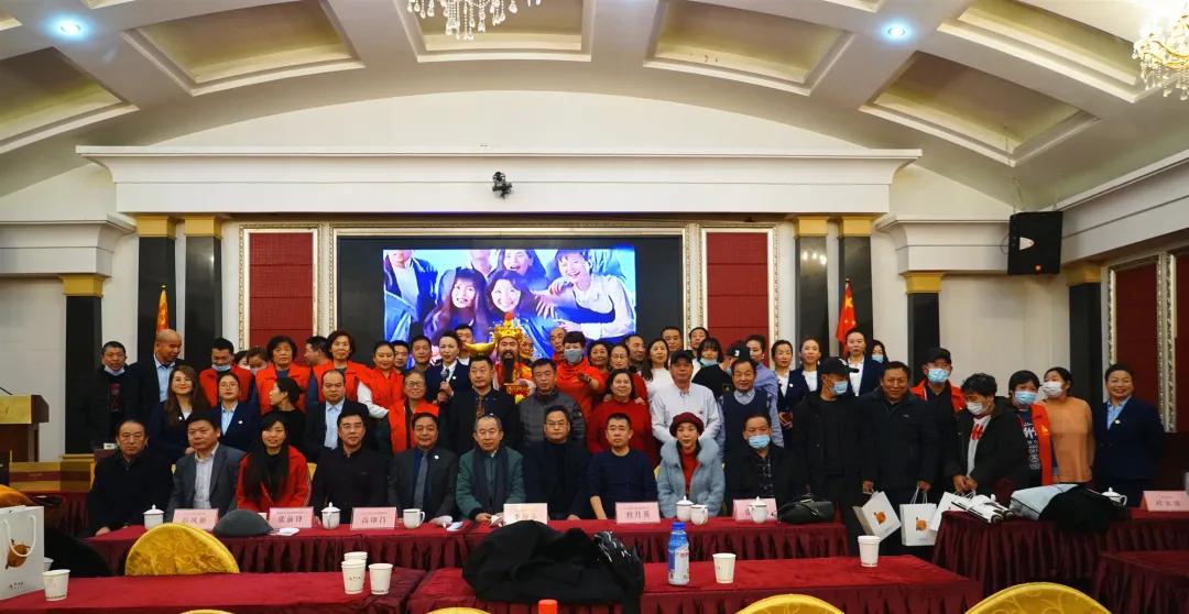 元旦感恩回馈暨中国生命关怀协会中医药发展工作委员会签约举行