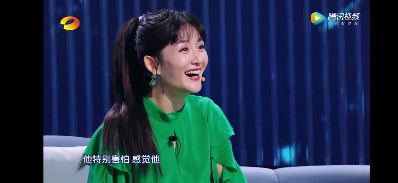 《笑起来真好看》还是“看起来真搞笑”呢？这个锅该让谢娜背吗？