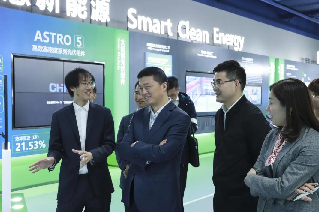立足长远 合作共赢 | 浙商中拓与正泰新能源签订战略合作协议
