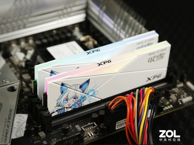 进击的“吹雪”XPG龙耀D50 ROG STRIX吹雪定制款内存评测