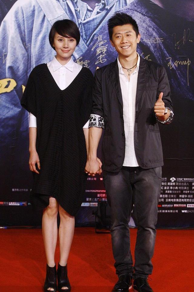 32岁嫁最年轻影帝，巅峰时息影投身戏剧，如今