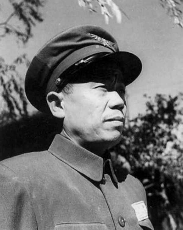 志愿军空军接二连三击落美国王牌飞行员，看看