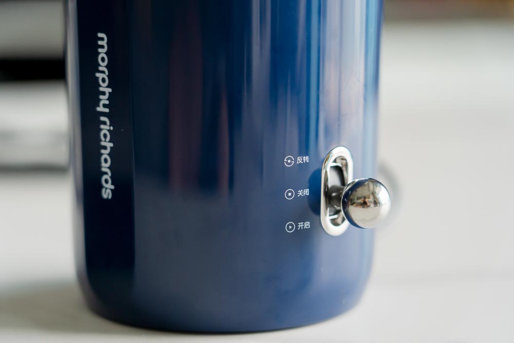 摩飞气泡原汁机评测：汁渣分离彻底免清洗，更有充气功能更劲爽