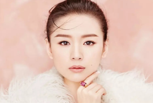 董洁出轨后，这个男人成为她免死金牌？凭什么