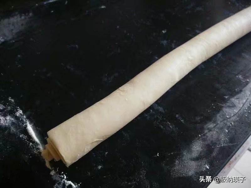 自制家庭版蛋挞，掌握其中几个技巧，蛋挞皮酥脆，蛋液嫩滑
