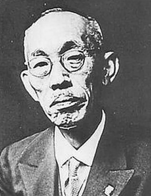 ���ĺ�ĸ֮������