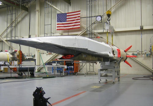 为了赶超中俄速度，特朗普亲自下令研制新杀器，若发射谁也别想跑