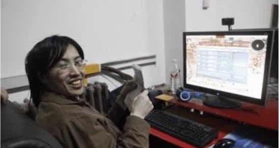 小伙647分考进名校，大学1000多天却住在网吧不上