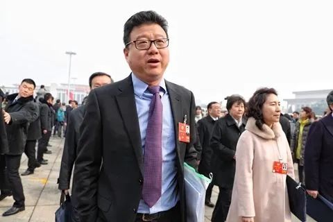 Ah! Educational dream of Ding Lei