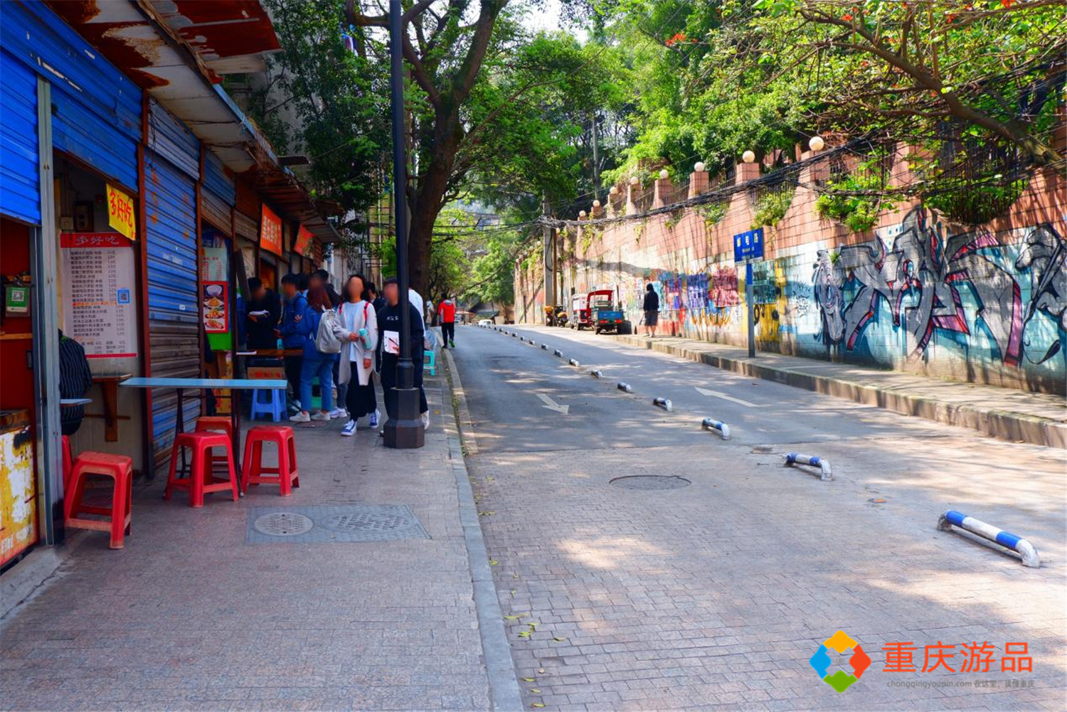 重庆最美的彩色街道，充满艺术气息的黄桷坪，如韩剧的场景般浪漫