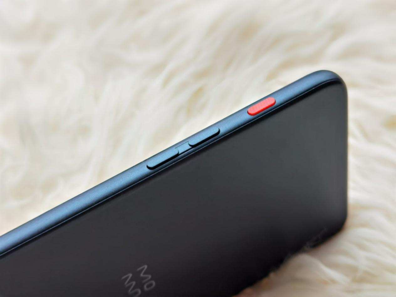 Does the Spring Festival deliver goods time -- is your Valentine's Day gift excuse me ready not? 