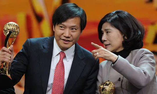 兜兜转转，47岁的刘强东与66岁的董明珠才是商业