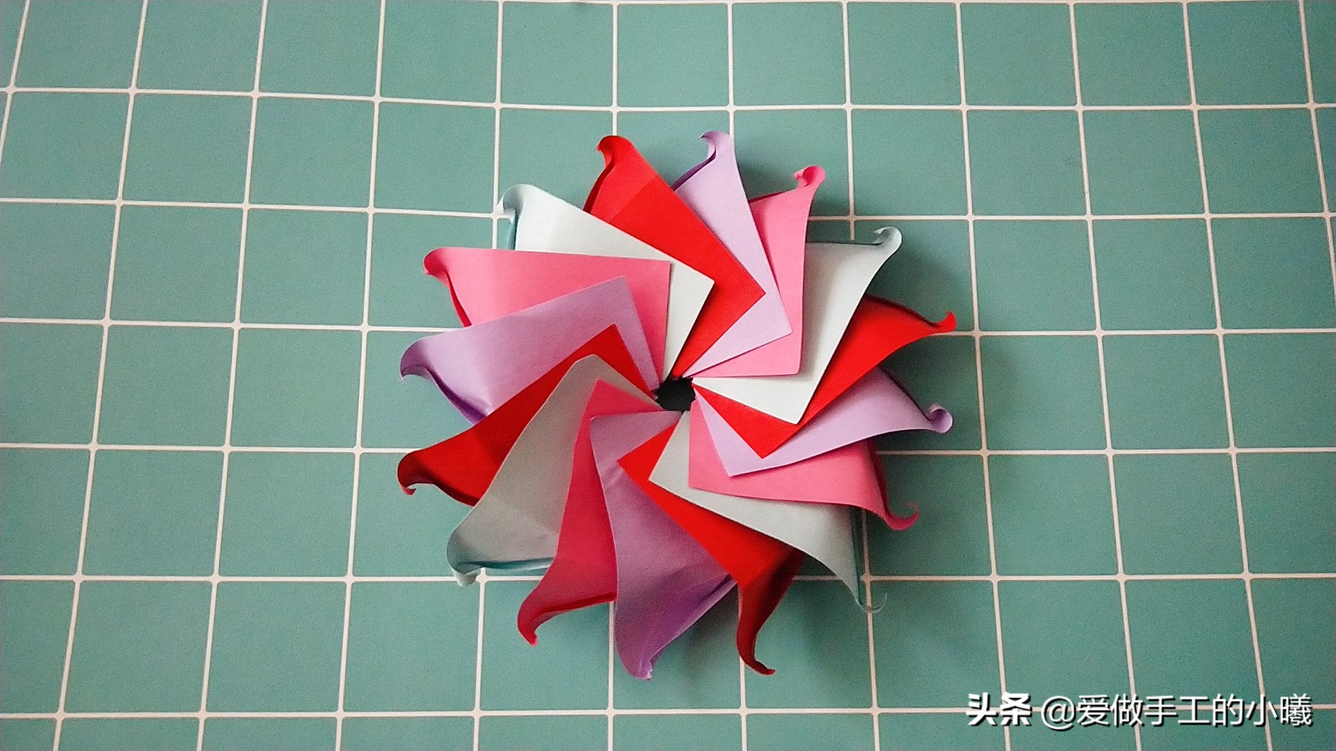 超好玩的风车折纸图解