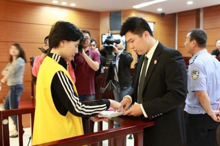 常熟第一美女赚了17亿，如何沦为死刑犯？还被没收全部财产