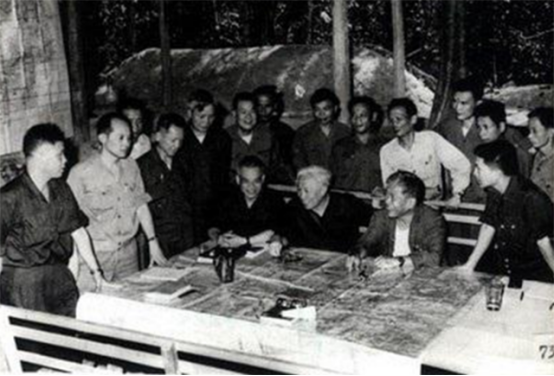 黎笋篡改遗嘱真相：胡志明逝世20周年，越共承认遗嘱另一份材料