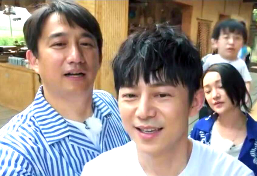 向往4：赖着不走的周迅犯了个大“忌”，何炅面