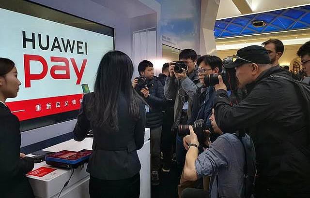 支付宝微信的对手，不是数字人民币？新巨头宣布入局，有何看点？