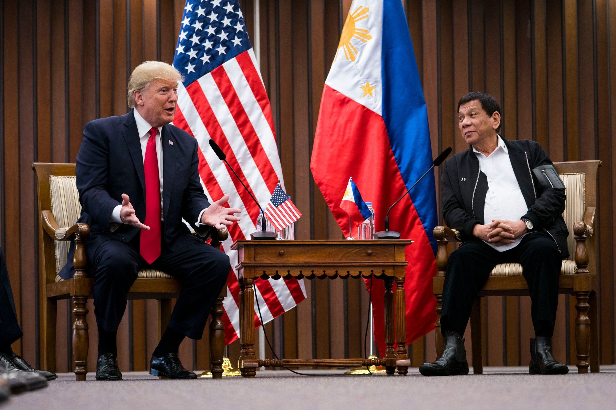 菲律賓總統杜特爾特不選邊站，不參加任何軍演，更不給美國當槍使