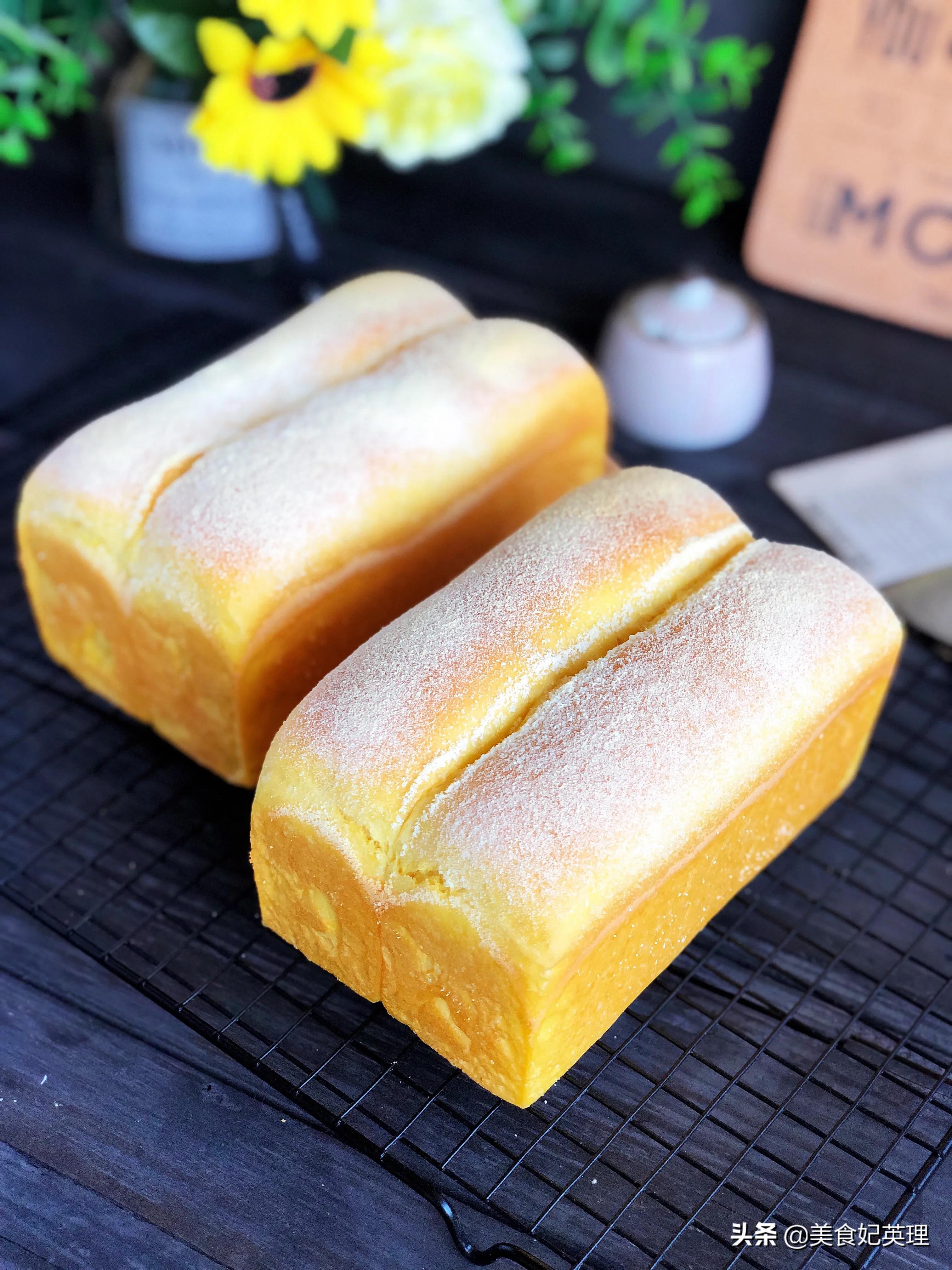这面包不放色素却能金灿灿，香软异常特好吃，没想到竟是用它做的