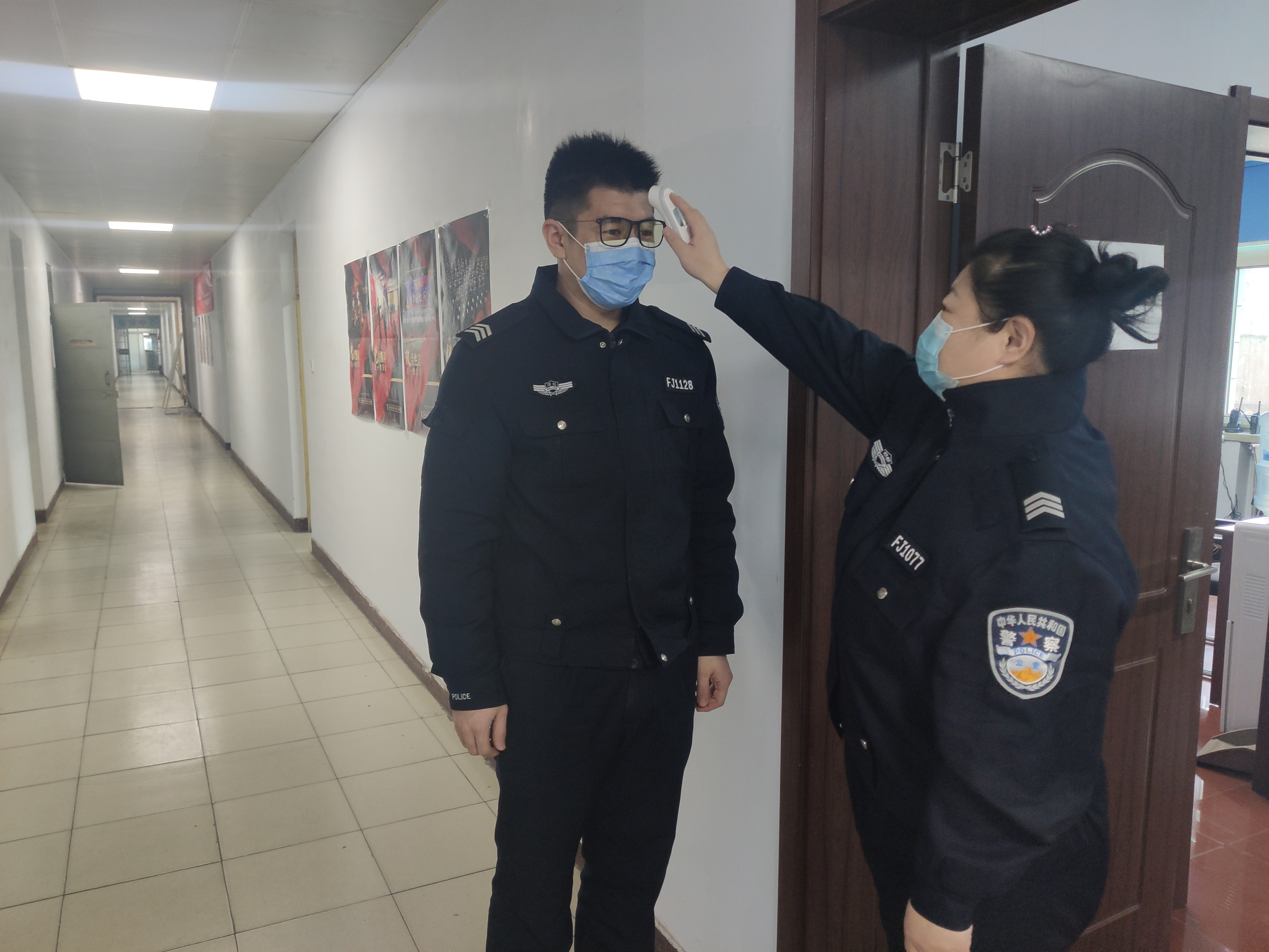 邯鄲：“逆行伉儷”兩地情，一線最美“并蒂蓮”